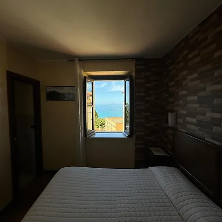 Nocleg ze śniadaniem Rivellini 4*