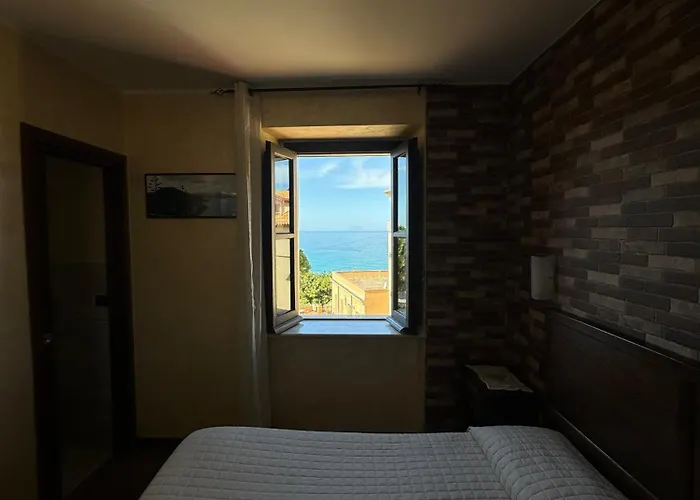 Bed & Breakfast Rivellini 4*