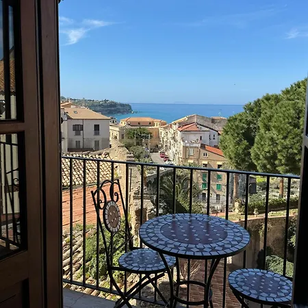 Rivellini Bed & Breakfast 4*