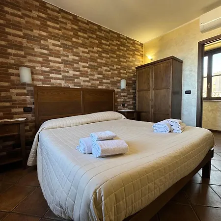 Bed & Breakfast Rivellini 4*
