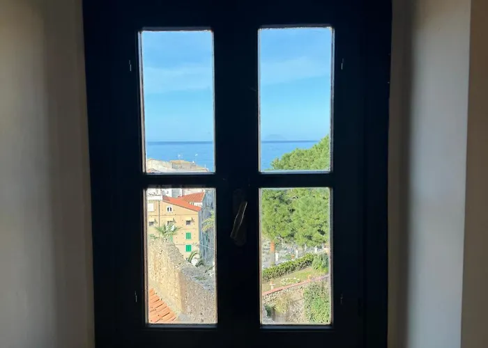 Bed & Breakfast Rivellini 4*